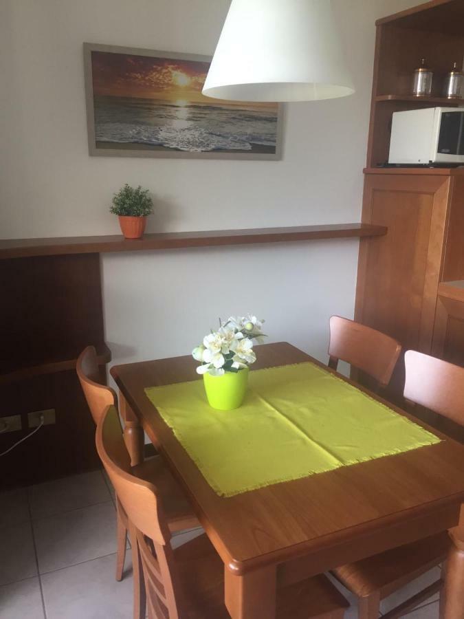 Ferienwohnung Casa Palazzo Desenzano del Garda Exterior foto