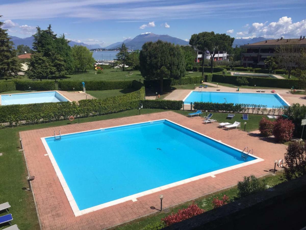 Ferienwohnung Casa Palazzo Desenzano del Garda Exterior foto