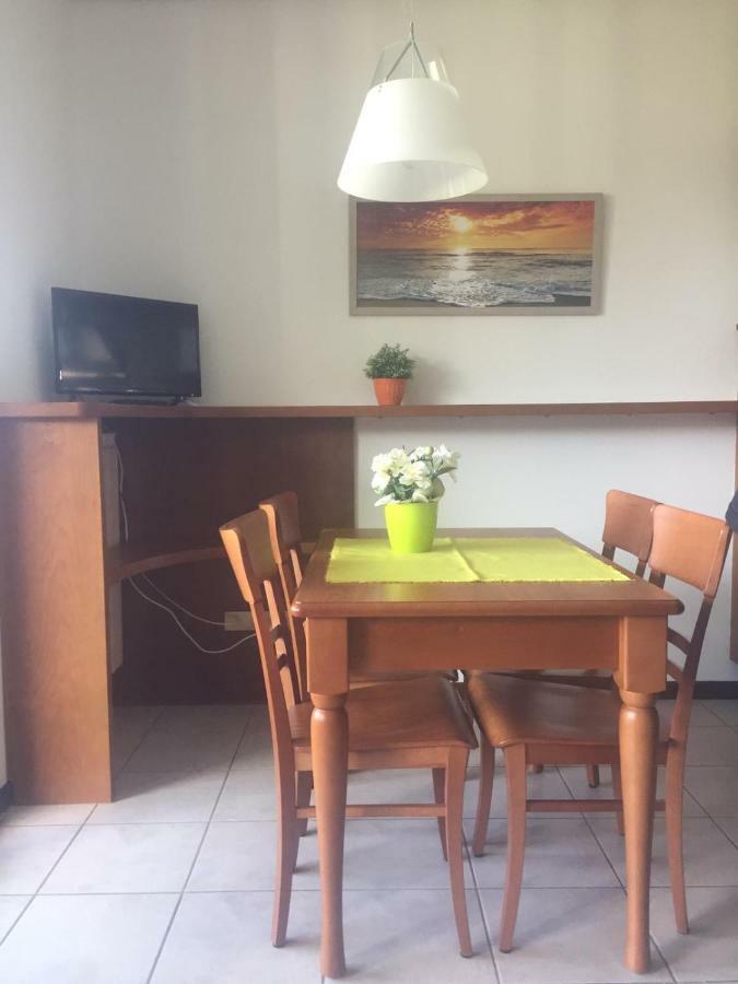 Ferienwohnung Casa Palazzo Desenzano del Garda Exterior foto